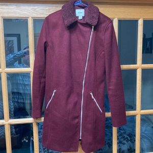 Berry barely worn coat Medium Tall size.